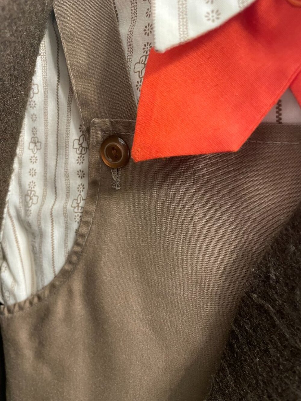 Complete 1980s/1990s Girl Scout Brownie Uniform - Picture 11 of 16